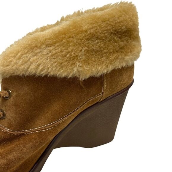 B MAKOWSKY Wedge Suede BF NELLIE Ankle Booties Real Leather Shoes Sherpa sz 10 W - Picture 10 of 16